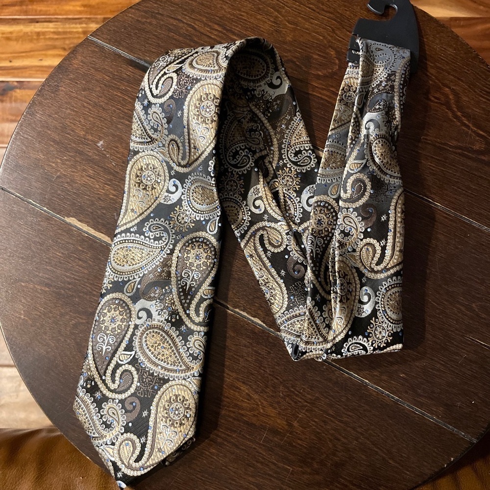 COLOURS Alexander Julian Paisley tie black and brown and tan gently used